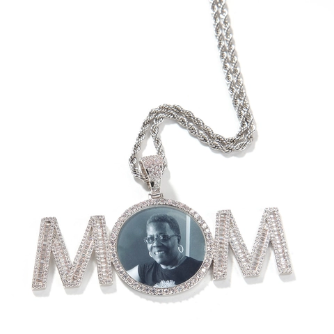 Gioielli a Catena di Corda Hip Hop Collana con Pendente Cornice Foto Tonda Rame Strass Iced Out Pendente Lettera MOM Donna Uomo