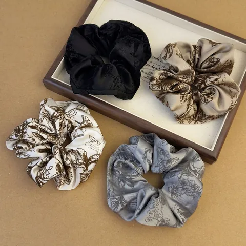 French Retro Satin Floral Printed Large Scrunchies Elegant High Elastic Hair Ties Ponytail Holder Hair Accessories For Women