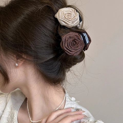 Pinza per Capelli Francese Vintage in Raso a Forma di Rosa Con Perla Artificiale Elegante Forcina Floreale per Capelli Donna