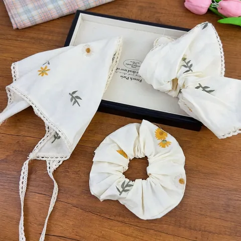 Scrunchie E Fazzoletto Triangolare Ricamati Con Margherite Stile Foresta Francese Con Finiture In Pizzo Per Accessori Capelli Donna