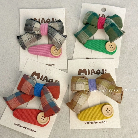 Dolci Fermagli per Capelli con Fiocco in Tessuto Scozzese per Bambine Trama in Velluto Bottone in Legno Clip BB Stile Coreano Accessori