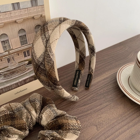 Serre-Tête Rembourré en Tissu à Carreaux Britannique Rétro et Ensemble de Chouchous Accessoires Cheveux Femme Automne Hiver