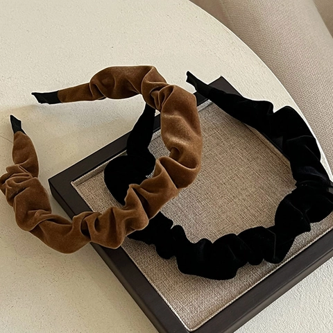 Vintage Velvet Ruffled Headband For Women Autumn Winter Thick Pleated Hair Hoop Solid Color Scrunchie Style Hairband Accessory