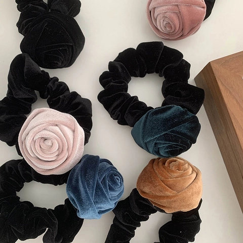Vintage Velvet Rose Flower Hair Scrunchies For Women Elegant Handmade Large Elastic Hair Tie Autumn Winter Hair Accessories
