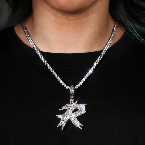 Collier Pendentif Lettre Initiale en Cuivre et Zirconia Hip Hop Pendentif Alphabet Iced Out Avec Chaîne Torsadée Pour Hommes Femmes Bijoux Streetwear