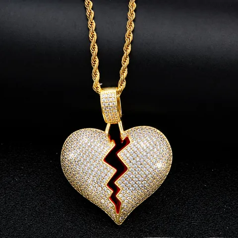 Collana con Ciondolo a Cuore Infranto Hip Hop Iced Out in Rame e Zirconia con Catena a Corda in Acciaio Inossidabile