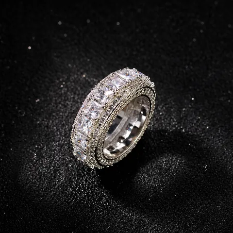 Lussuoso Anello in Rame Placcato Oro Argento Con Zirconia Micro Pavé Hip Hop Moda Gioielli Per Uomo Unisex Anello Dito