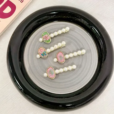 Pince à Cheveux en Perle Artificielle Style Forêt Fait à la Main Avec Fleurs Séchées Résine Alliage d'Or Pince Bec de Canard Accessoires Cheveux Femmes