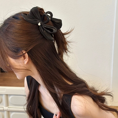 Französisch Elegant Groß Schleife Haarklammer Satin Stoff Hai Clip Mit Künstliche Perle Anhänger Haar Styling Zubehör Für Damen Täglich