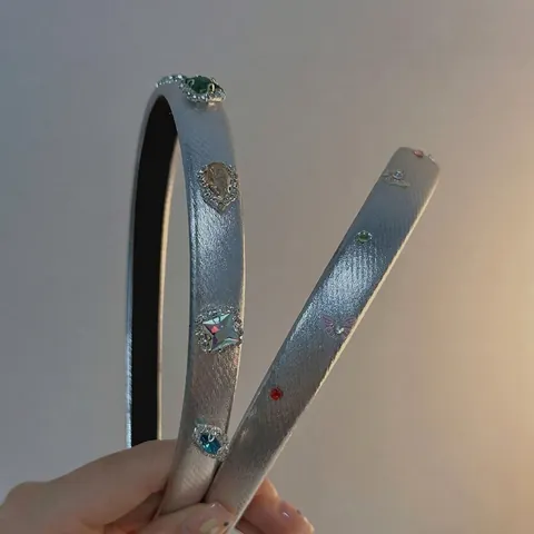 Cerchietto Francese Vintage in Argento con Fiocco Strass Colorati Stile Y2K Accessori per Capelli alla Moda per Donna