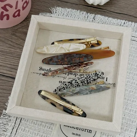 French Retro Acrylic Oval Hair Clip For Women Leopard Marble Print Duckbill Clip Minimalist Side Hairpin Elegant Accessories