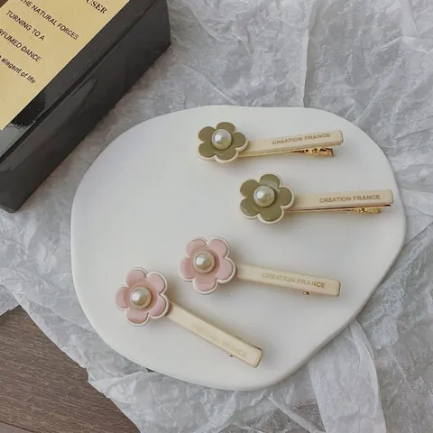 Fermaglio per Capelli Francese Vintage a Fiore Con Perla Artificiale Acrilico a Becco d'Anatra Elegante Donna Accessori Capelli