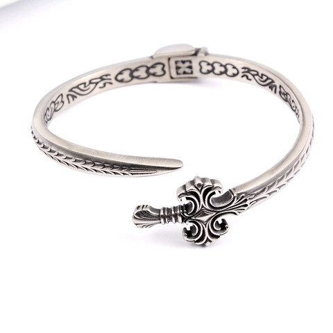 Vintage Gothic Stainless Steel Cuff Bracelet Antiqued Silver Dagger Cross Open Bangle For Men Women Punk Hip Hop Jewelry Gift