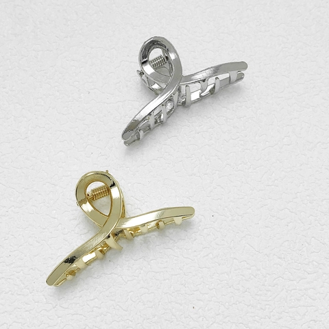 Minimalistische Legering Metalen Haarklem Voor Dames Kleine Gedraaide Lint Haarspeld Goud Zilver Gegalvaniseerd Mode Haaraccessoires