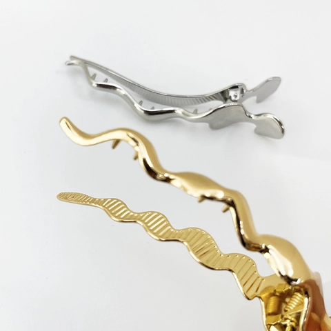 Fermaglio per Capelli Minimalista in Lega con Design a Onde Irregolari Stile Freddo Accessorio per Capelli Metallico Elegante da Donna