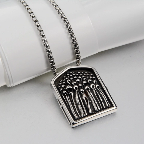 Retro Stainless Steel Death Shield Pendant Necklace For Men Gothic Punk Figure Relief Titanium Steel Box Chain Jewelry