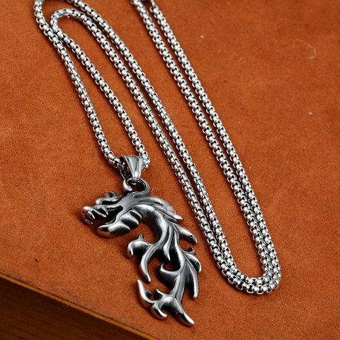 Collana con Ciondolo a Forma di Drago in Acciaio Inossidabile Vintage per Uomo Donna Punk Gothic Totem del Drago Gioielli Argento