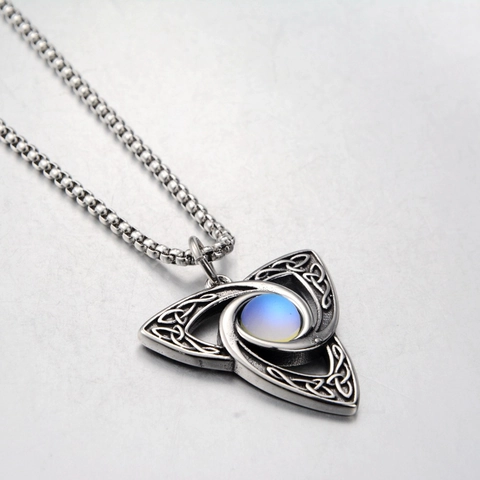 Collar con Colgante de Triquetra con Nudo Celta de Acero Inoxidable Vintage Unisex Joyería Étnica con Diamantes de Imitación