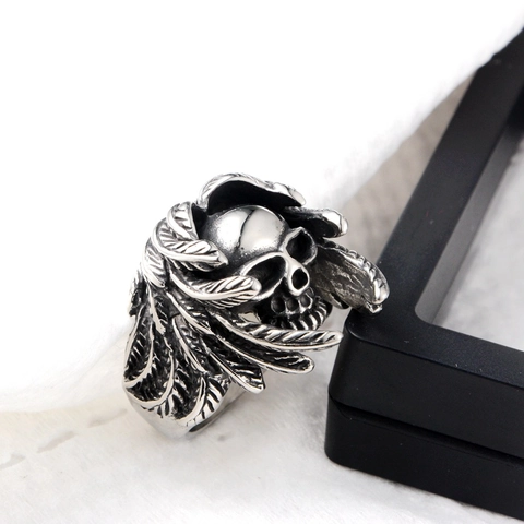 Vintage Stainless Steel Skull Ring With Feather Wing Design Gothic Punk Hip Hop Biker Finger Ring For Men Jewelry Gift