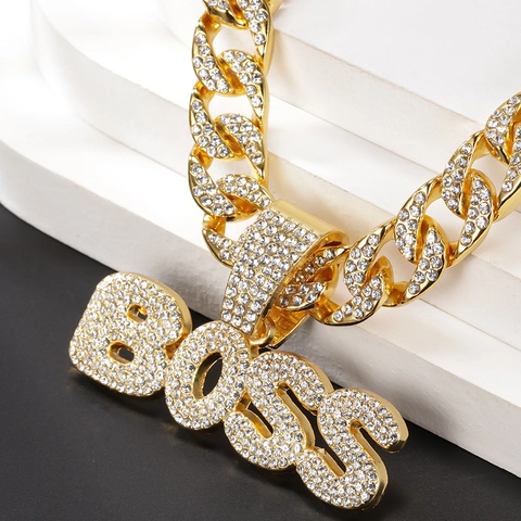 Hip Hop Iced Out Boss Buchstaben Anhänger Halskette Für Herren Damen Strass Legierung Panzerkette Statement Streetwear Schmuck