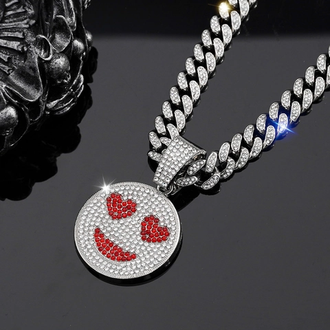 Collana con Pendente Rotondo Emoji Sorriso Occhi a Cuore Hip Hop Iced Out per Uomo Donna Lega Placcata Oro Argento Strass Maglia Cubana
