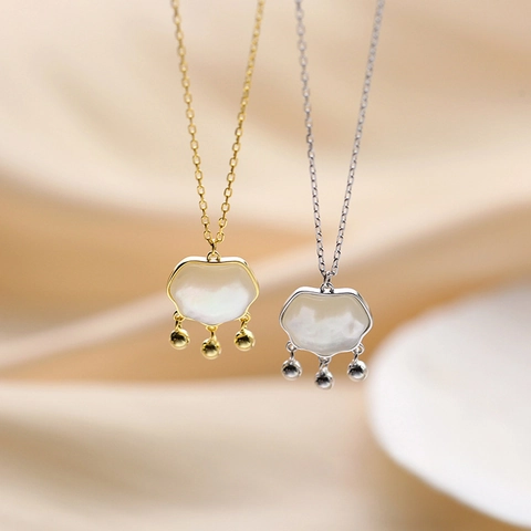 Collana Pendente a Lucchetto di Longevità Cinese Vintage in Rame Con Intarsio in Madreperla Catena Con Nappine Placcata Oro Argento Gioielli Donna