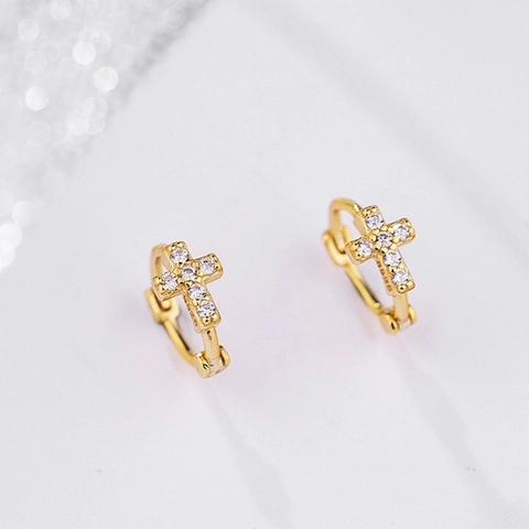 Minimalist Copper Rhinestone Cross Huggie Hoop Earrings For Women Dainty Cross Pendant Gold Silver Color Religious Fashion Jewelry
