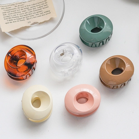 Korean Style Morandi Color Minimalist Hollow Circle Hair Claw Clip For Women Painted Plastic Candy Color Hair Accessory