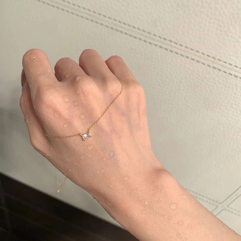 Collana Minimalista Placcata Rame Con Ciondolo Quadrato in Zirconia per Donna Elegante Catena della Clavicola Geometrica Gioielli