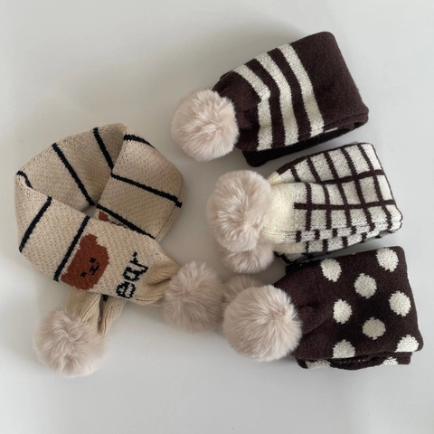 Sciarpa Invernale in Maglia per Bambini Scaldacollo per Neonati Moda Coreana Orso Pois Griglia con Pom Pon