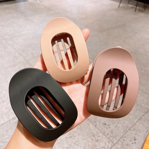 Pinza para el Cabello Minimalista de Acrílico Ovalada Hueca para Mujer Carey Leopardo Mate Color Sólido Accesorio para el Cabello