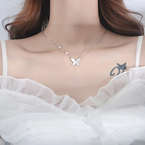 Elegante Collar Con Colgante de Mariposa Con Perla Artificial y Borla de Circonita Cobre Chapado en Plata de Ley 925 Joyas Para Mujer