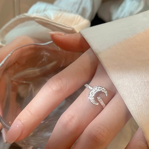 Minimalistisch Kupfer Texturiert Sichelmond Offen Ring Für Damen Strass Eingelegt Verstellbar Gehämmert Fingerring Modeschmuck
