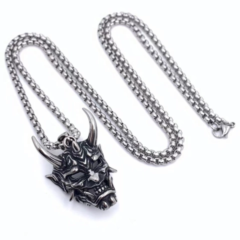 Vintage Stainless Steel Hannya Mask Pendant Necklace Men Retro Punk Gold Silver Toned Gothic Ghost Mask Sweater Chain Jewelry Gift