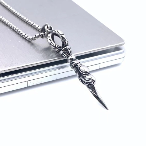Retro Dragon Head Vajra Pestle Pendant Necklace Titanium Steel Men Gothic Hip Hop Punk Stainless Steel Phurba Jewelry Accessory