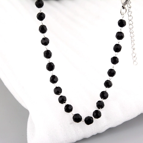 Collana in Acciaio al Titanio con Perline Sfaccettate Nere Minimalista Catena Elegante per Donna Accessori Quotidiani Regalo