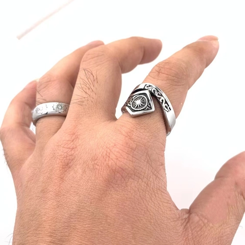 Herren Retro Edelstahl Sonnenstern Ring Punk Hip Hop Geschnitzter Achtzackiger Stern Geometrischer Ring Schmuck Zubehör