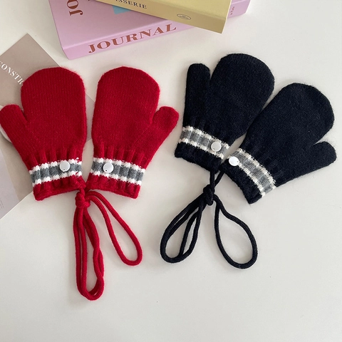 Korean Style Kids Knitted Mittens With Hanging Neck String Warm Winter Color Block Striped Mittens For Boys Girls 2-6 Years
