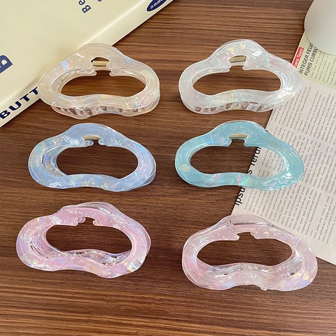 Irisierende Acryl Wolke Wellige Große Haarklammer Für Damen Ausgehöhlt Sternenhimmel Geometrische Shark Clip Handgefertigter Haarschmuck