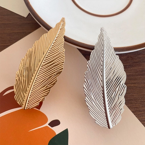 Barrettes à Cheveux en Feuille de Métal Vintage Minimaliste Or Argent Plume Bec de Canard Clips Latéraux pour Femmes