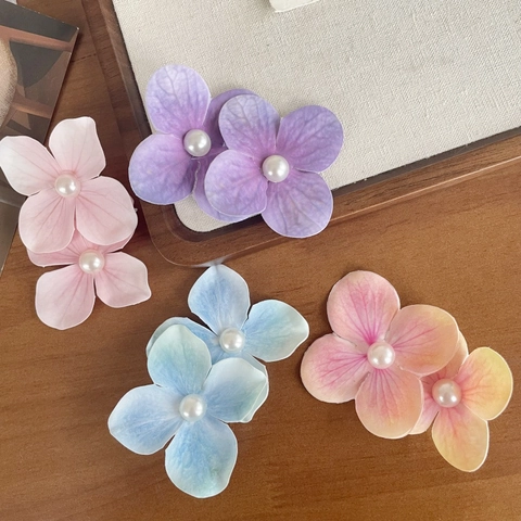 Handmade Fabric Orchid Flower Hair Clip With Artificial Pearl Elegant Floral Duckbill Clip For Beach Vacation Women Jewelry