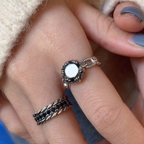 Anello Aperto Regolabile in Rame Vintage con Zirconia Verde Senape per Donna Moda di Nicchia Retrò Gioielli Galvanici Regalo Anello