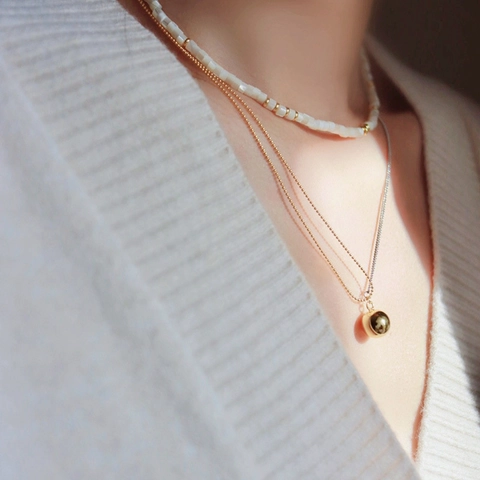Minimalist Bicolor Ball Pendant Necklace 18K Gold Plated Copper Splicing Chain For Women Elegant Daily Neck Jewelry