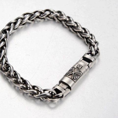 Bracelet Vintage en Acier Titane Tissage de Blé pour Hommes Femmes Hip Hop Motif de Croix Fermoir Gravé Bijoux de Style Punk