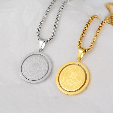 St Benedict Medal Rotating Pendant Necklace Stainless Steel Hip Hop Religious Jewelry For Men Women Gold Silver Amulet Necklace