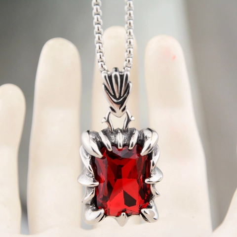 Titanium Staal Drakenklauw Hanger Ketting Rechthoekige Rode Blauwe Strass Retro Punk Sieraden Voor Mannen Vrouwen Cadeau