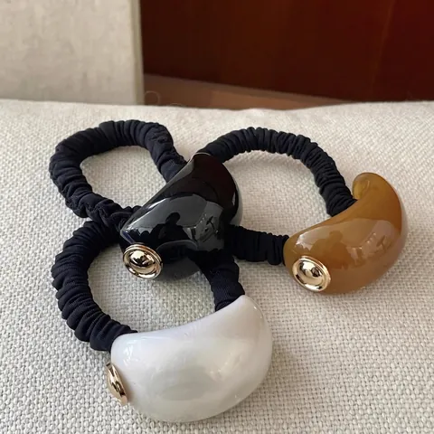 Coletero de Pelo Vintage Francés de Resina Media Luna Textura de Acetato Elástico para el Pelo Mujer Minimalista Elegante Hecho a Mano Accesorio