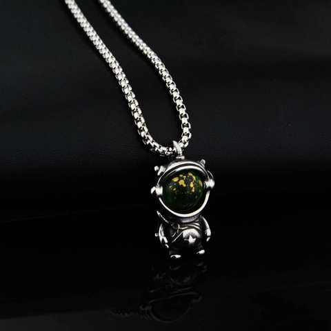 Collana con Pendente Astronauta in Acciaio Inossidabile Retro Gioielli Spaceman Hip Hop Punk Finitura Argento Antico Maschera Stellata per Uomo Donna
