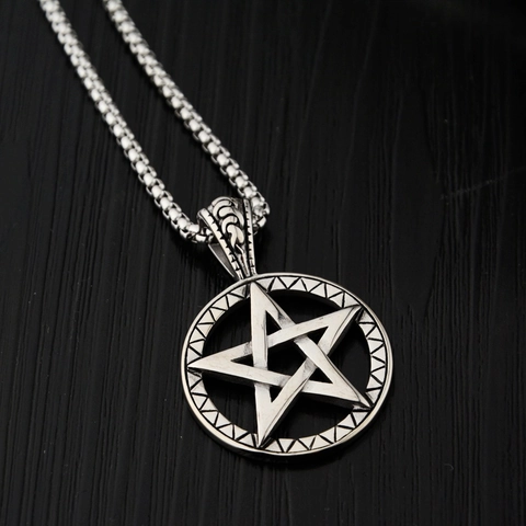 Collar con Colgante de Pentágono Retro Hip Hop de Acero de Titanio Pentagrama Joyería Punk Gótica para Hombre Mujer Pareja Color Plata