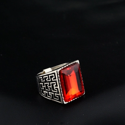 Vintage Men's Stainless Steel Ring With Square Red Green Rhinestone Gemstone Great Wall Greek Key Pattern Hip Hop Jewelry